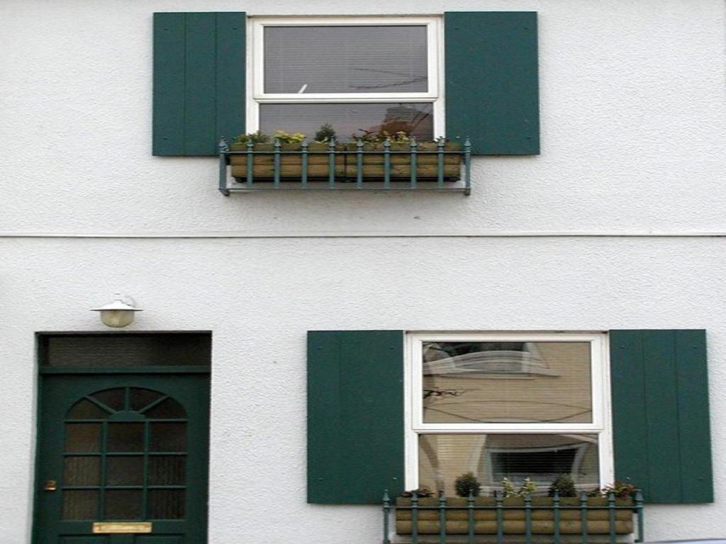 Dee & Steve'S B&B Windsor Exterior photo
